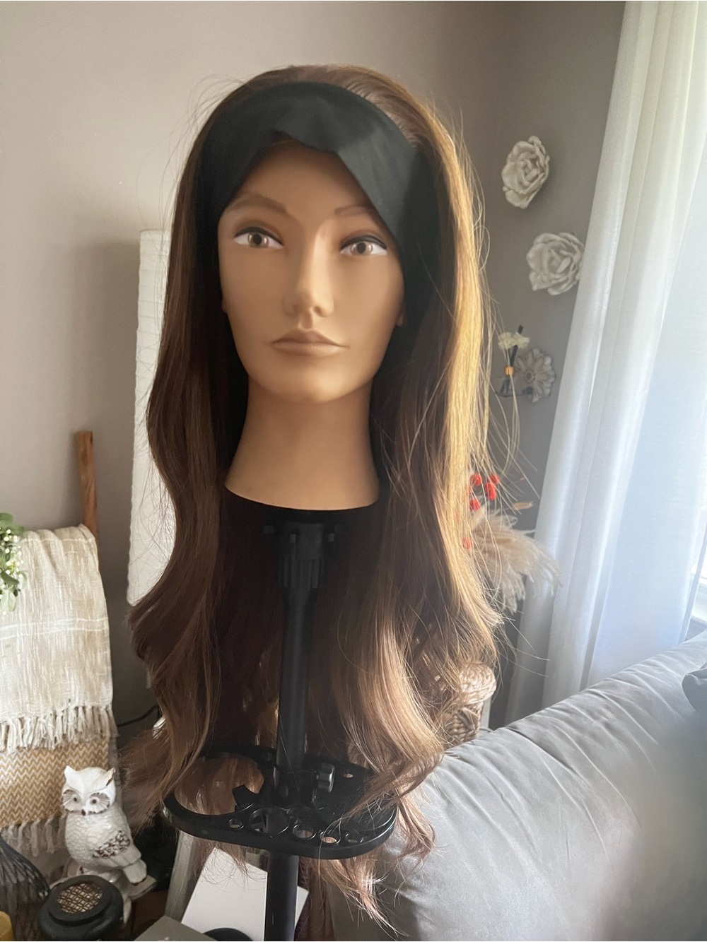 Sleek Black Twist Headband for Women